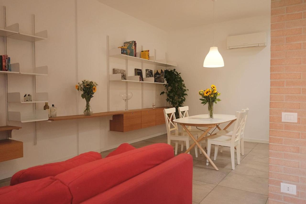 Modern Split-level Loft With Garden Near Fondazione Prada By Rentopolis Apartamento *