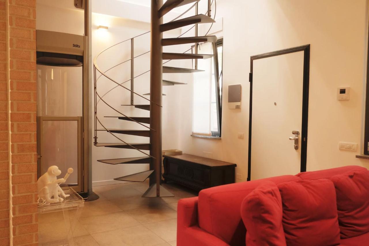 Apartamento Modern Split-level Loft With Garden Near Fondazione Prada By Rentopolis